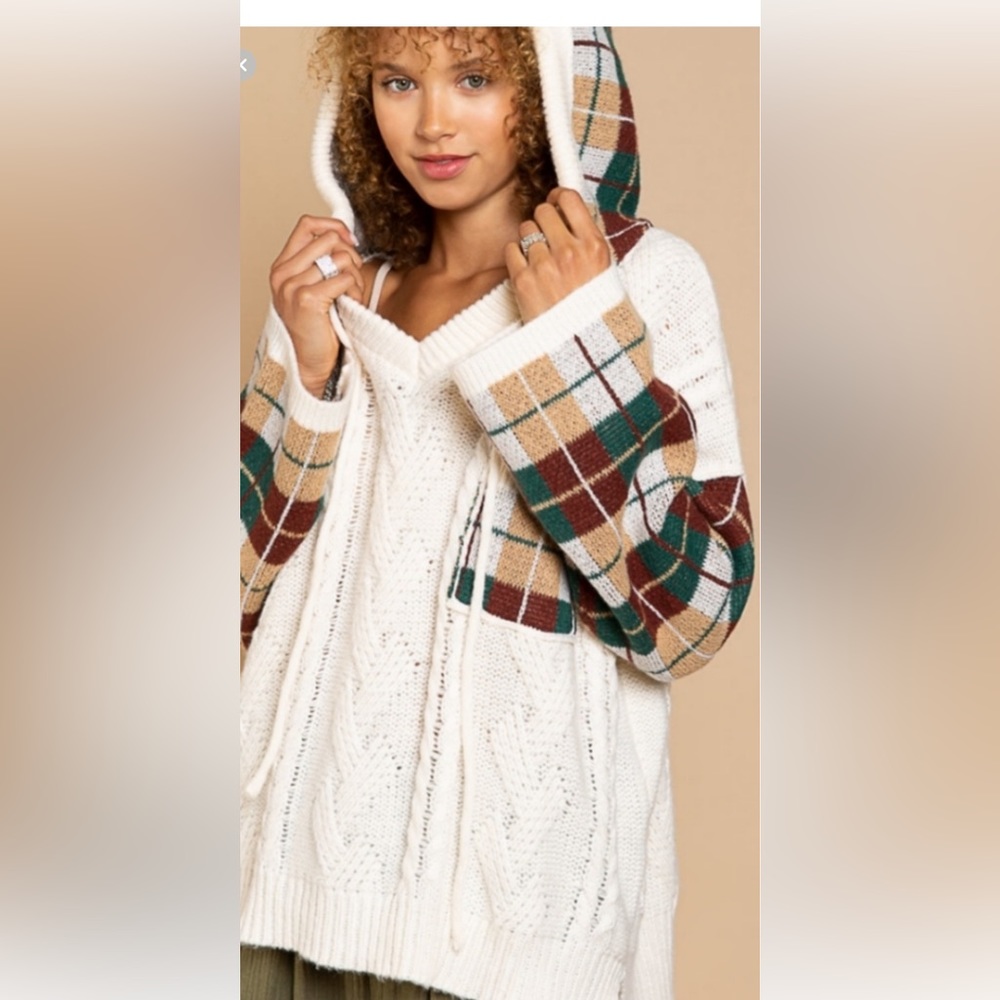 BPS13🤍🤎POL perspective in a boho cream v-neck sweater w/tan+brown check trim - Picture 5 of 11